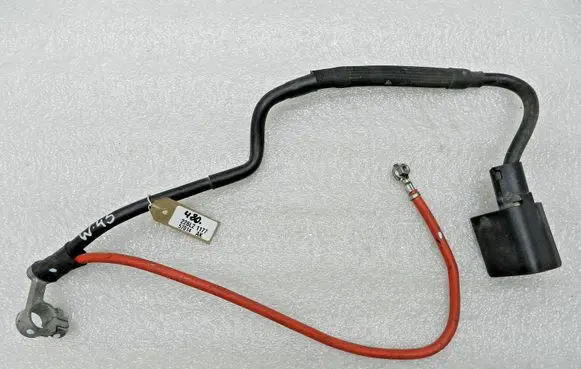 Volkswagen Tiguan Engine compartment rubber 5N0971228E