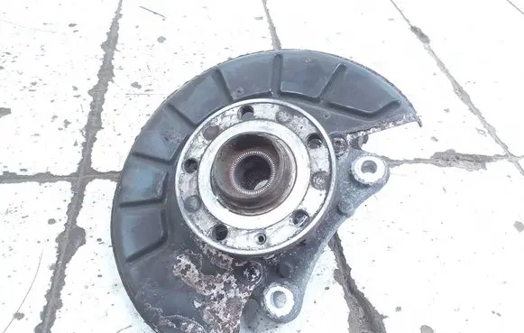 Volkswagen PASSAT B6 Front wheel hub spindle knuckle 3c0407258f