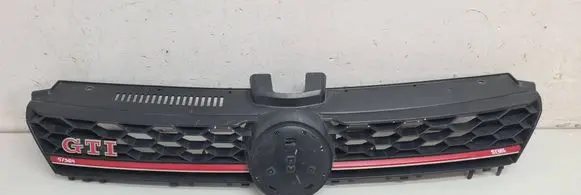 Volkswagen Golf VII Front bumper upper radiator grill 5G0853651