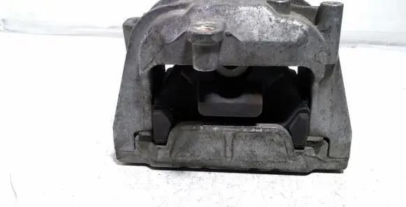 Seat Altea Engine mount bracket 1K0199262