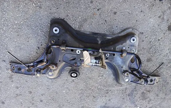 Opel Vivaro Front subframe