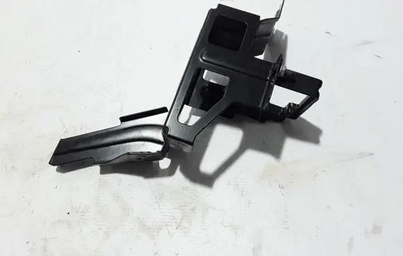 Volvo XC60 Battery bracket 31285811