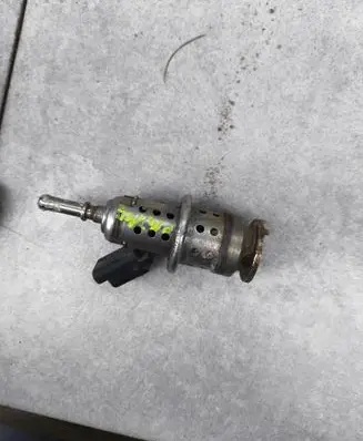 Toyota ProAce City AdBlue injector 9813930180