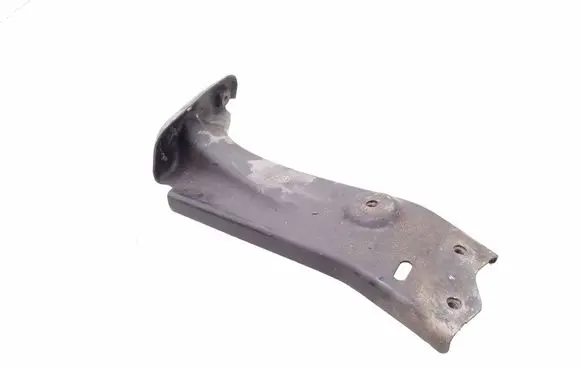 Skoda Octavia Mk3 (5E) Fender mounting bracket 5E0821142