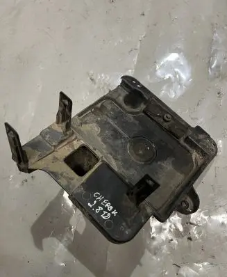 Battery tray