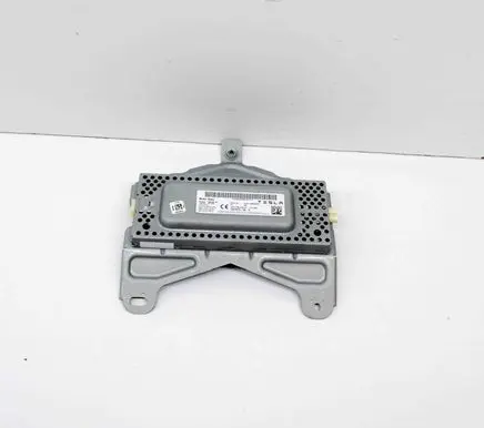 Tesla Model Y Other devices 152797300C