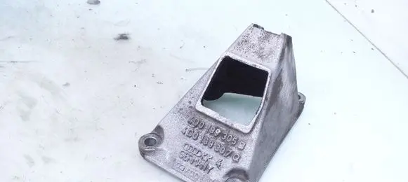 Audi A8 S8 D2 4D Engine mounting bracket 4D0199305B 4D0199307Q