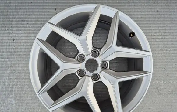 Seat Ibiza V (KJ) R17 alloy rim 6F0601025C