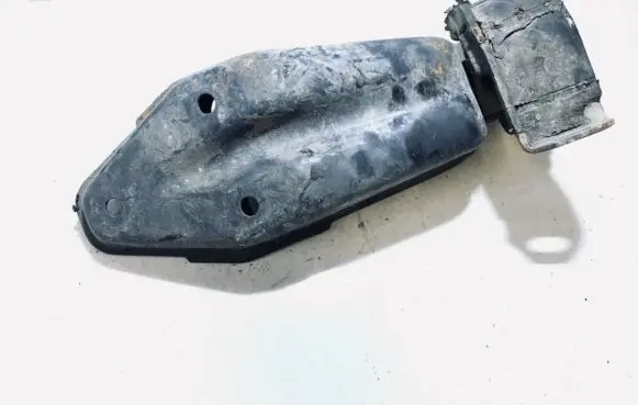 Opel Tigra A Engine mount bracket 90495170
