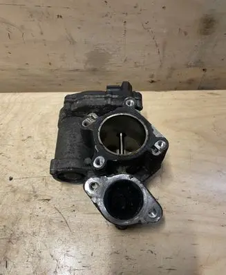 Renault Master III EGR valve 8200796674C H8200987088