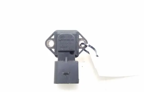 Volkswagen PASSAT B5 Air pressure sensor 038906051