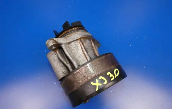 Jaguar XJ X351 Water pump 9X2Q8501AA