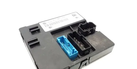 Audi A6 S6 C6 4F Light module LCM 4F0907289G 5DK00876222 4F0910289G