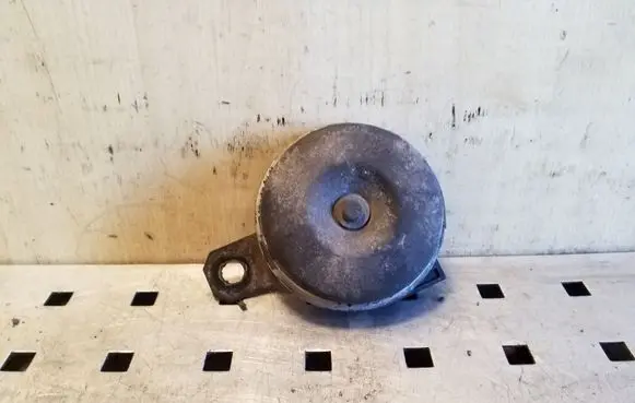 Toyota RAV 4 (XA30) Horn signal MRFH03 E13000030