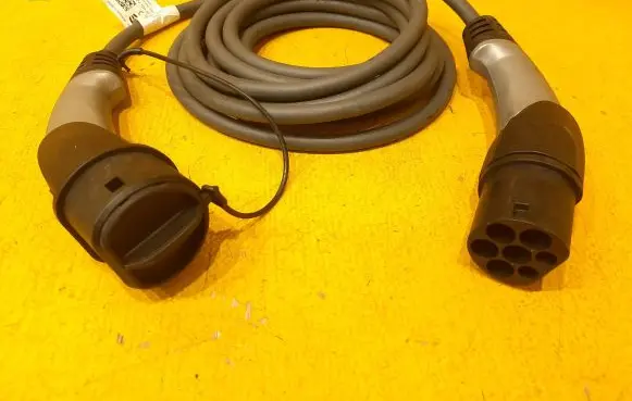 BMW 3 G20 G21 Electric car charging cable 61905A2A109