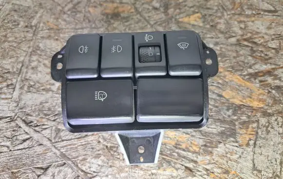 Subaru Forester SG A set of switches 66211SA220