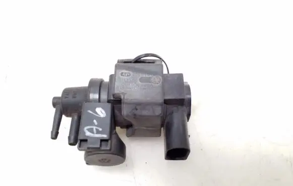 Audi A6 S6 C6 4F Turbo solenoid valve 059906628B