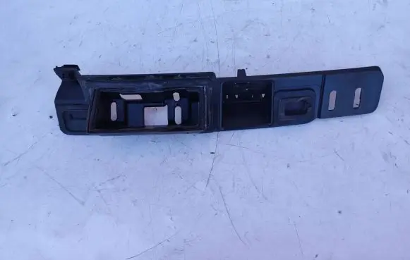Porsche Cayenne (92A) Other trunk/boot trim element 7P5827129