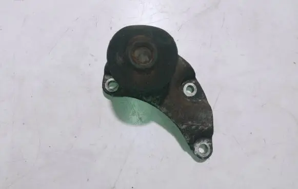 Audi A6 S6 C6 4F Engine mounting bracket 4F0199343P