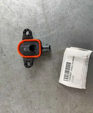 Jaguar F-Pace Airbag deployment crash/impact sensor T2H2803