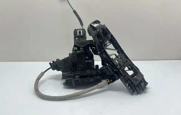 Mercedes-Benz C W205 Rear door lock A2220064099