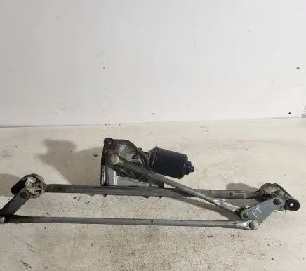 Chrysler PT Cruiser Front wiper linkage and motor 05288695AA 70123 1590105612