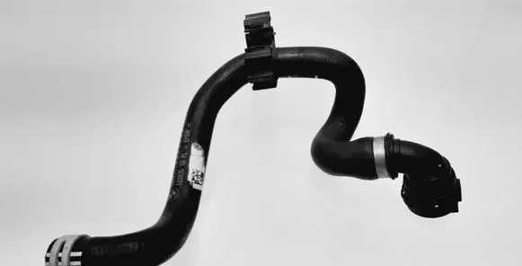 BMW 5 G30 G31 Engine coolant pipe/hose 9299622