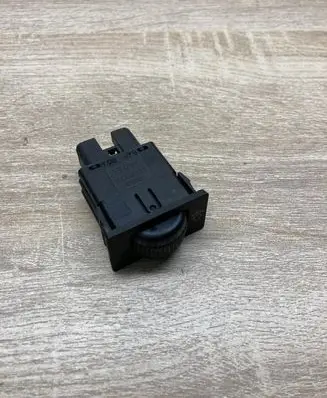 Toyota Previa (XR30, XR40) II Headlight level height control switch 042B04