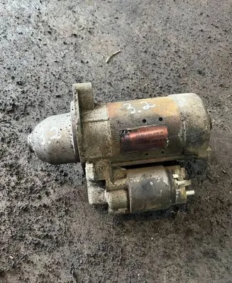 Mercedes-Benz E W211 Starter motor 0051512901
