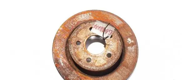 Volvo V50 Rear brake disc neventiliuojamas