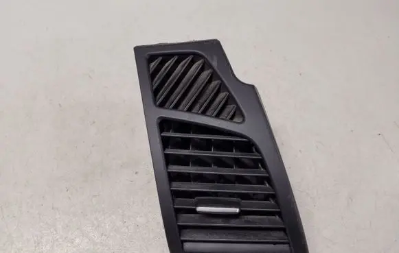 BMW 1 E81 E87 Dashboard side air vent grill/cover trim 7059188 5160