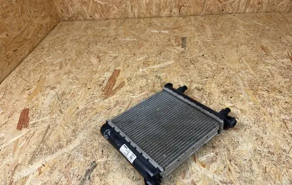 BMW X1 F48 F49 Coolant radiator 7634565