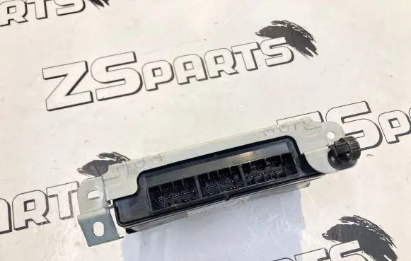 Subaru Outback Comfort/convenience module 88281AG672 97RI010625 X1T21173M1A