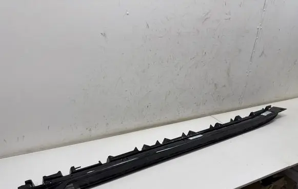 BMW i4 Sill supporting ledge 8078580
