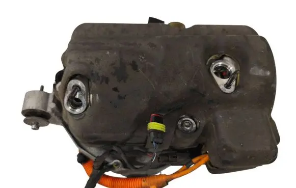 Tesla Model S Air conditioning (A/C) compressor (pump) 106336900F CA600FPEAA03 SA17B0300358