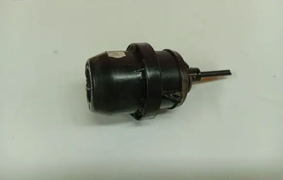 Audi A4 S4 B5 8D Valve vacuum 23835698R