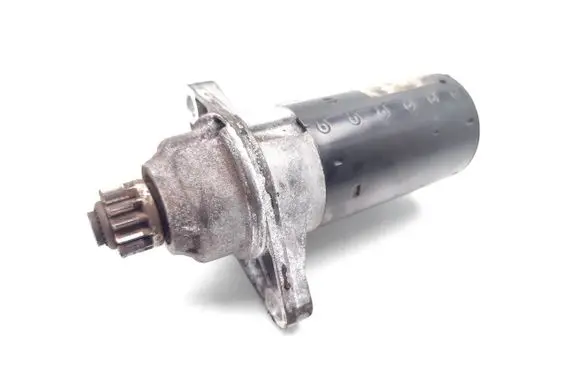 Volkswagen Touran II Starter motor 0AM911023G 0001153001
