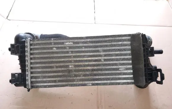 Ford Focus Intercooler radiator BV619L440CG