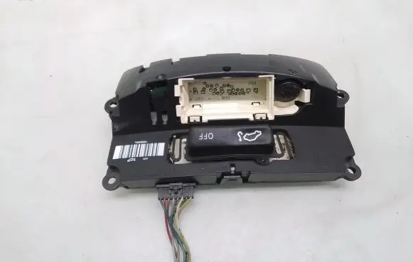 Mercedes-Benz ML W163 Front seat light 16228387