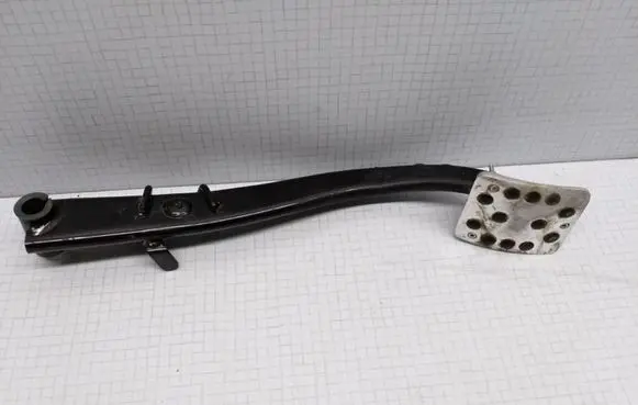 BMW 3 E46 Brake pedal