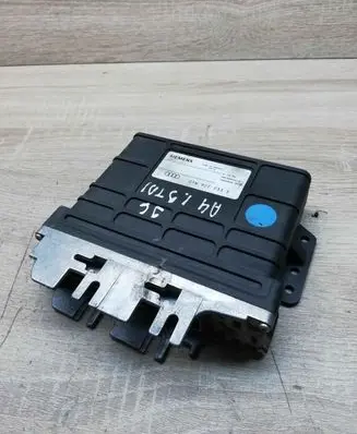 Audi A4 S4 B5 8D Gearbox control unit/module 01N927733E 5WP2111
