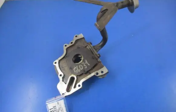Volkswagen Polo III 6N 6N2 6NF Oil pump 