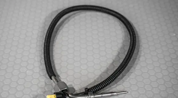 Mercedes-Benz Sprinter W907 W910 Exhaust gas temperature sensor A0009059905 A0255456526