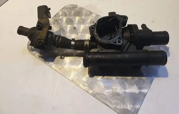 Renault Laguna II Thermostat housing 8200154296 5200154300