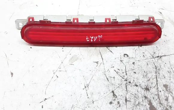 Toyota Corolla Verso AR10 Third/center stoplight