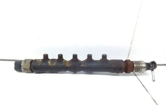 Toyota Avensis T250 Fuel main line pipe 8945860010 HF007726
