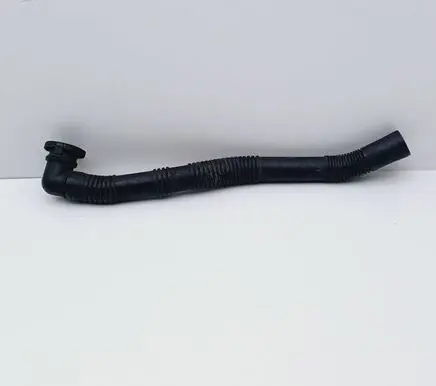 Audi A6 S6 C5 4B Breather hose/pipe 078133889F