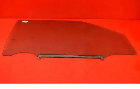 Suzuki Swift I Front door window glass four-door 