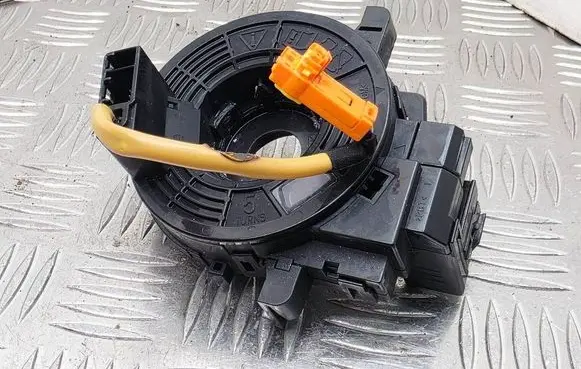 Toyota Yaris Steering wheel lock 0D250 75L451 C61