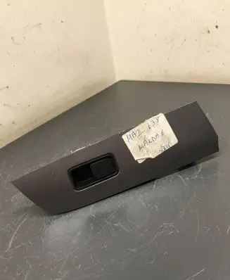 Mazda 6 Electric window control switch 03124610